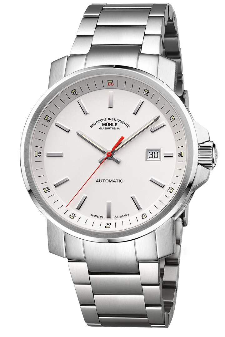 Frontalansicht 29er Big in Weiß am Metallband. 3 Zeiger-Uhr mit rotem Sekundenzeiger und Datumsfenster.
