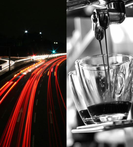 Moodbild Panova Rot, Rote Autobahn und schwarze Kaffemaschine