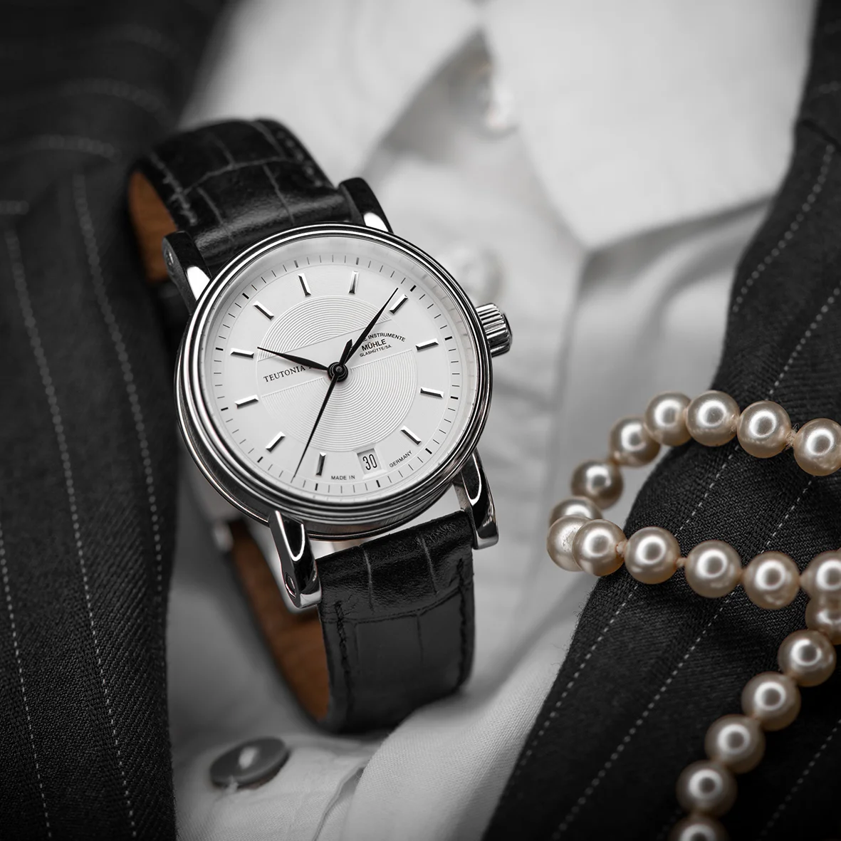 Teutonia II Medium | Classic timepiece from Mühle-Glashütte