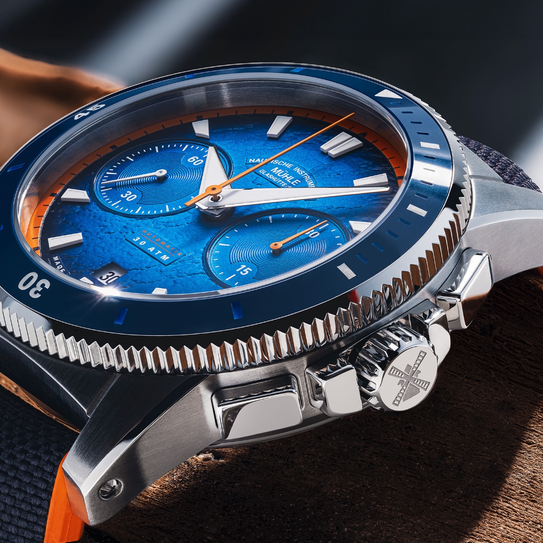 sportivo-chrono-detail-bezel.jpg