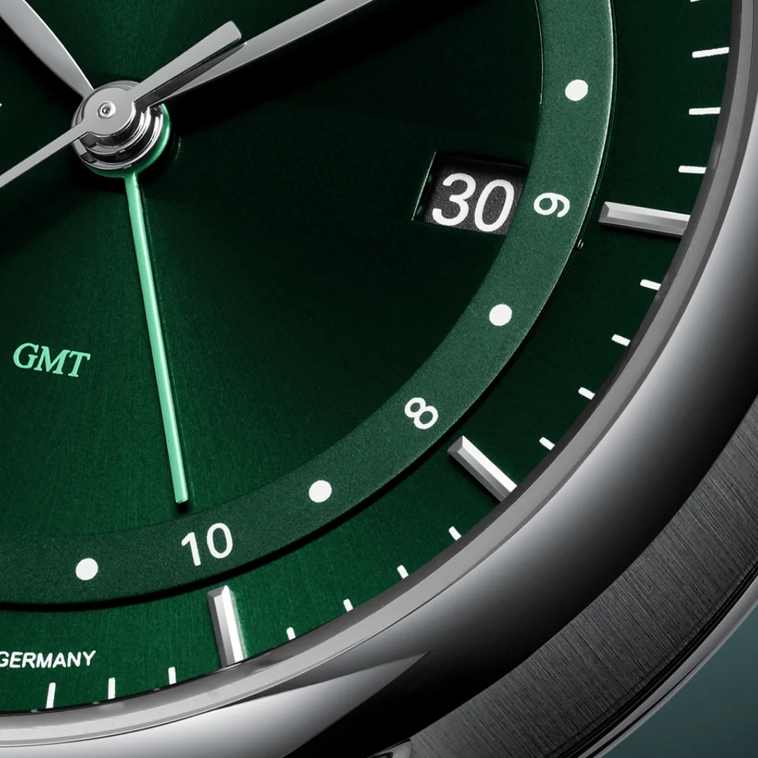 Teutonia II GMT | Lavishly crafted men